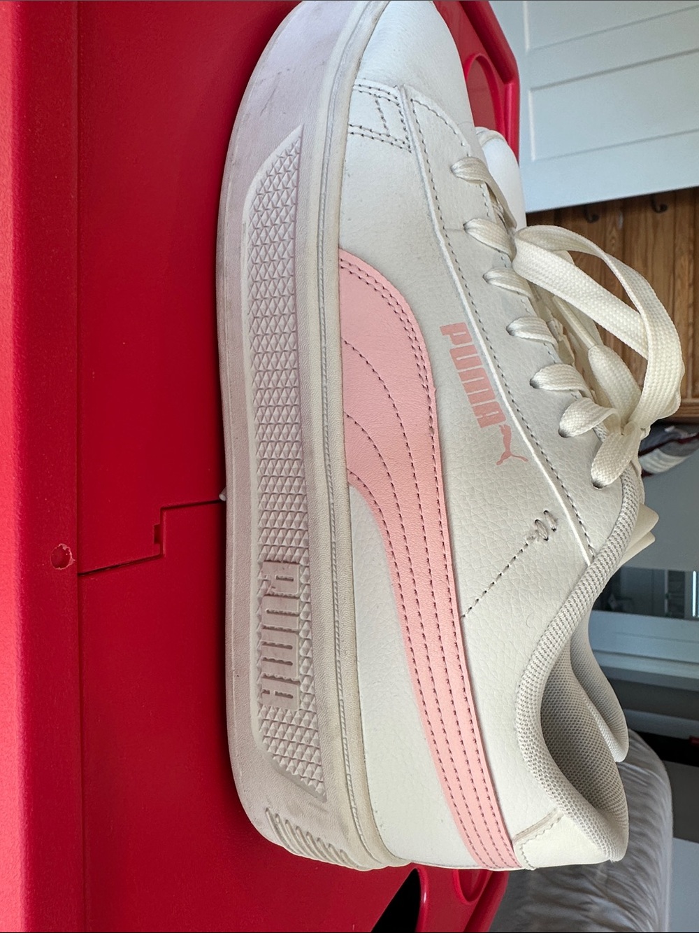 Puma White Leather Low-Top Sneakers with Light Pink Accents - Picture 3 of 4